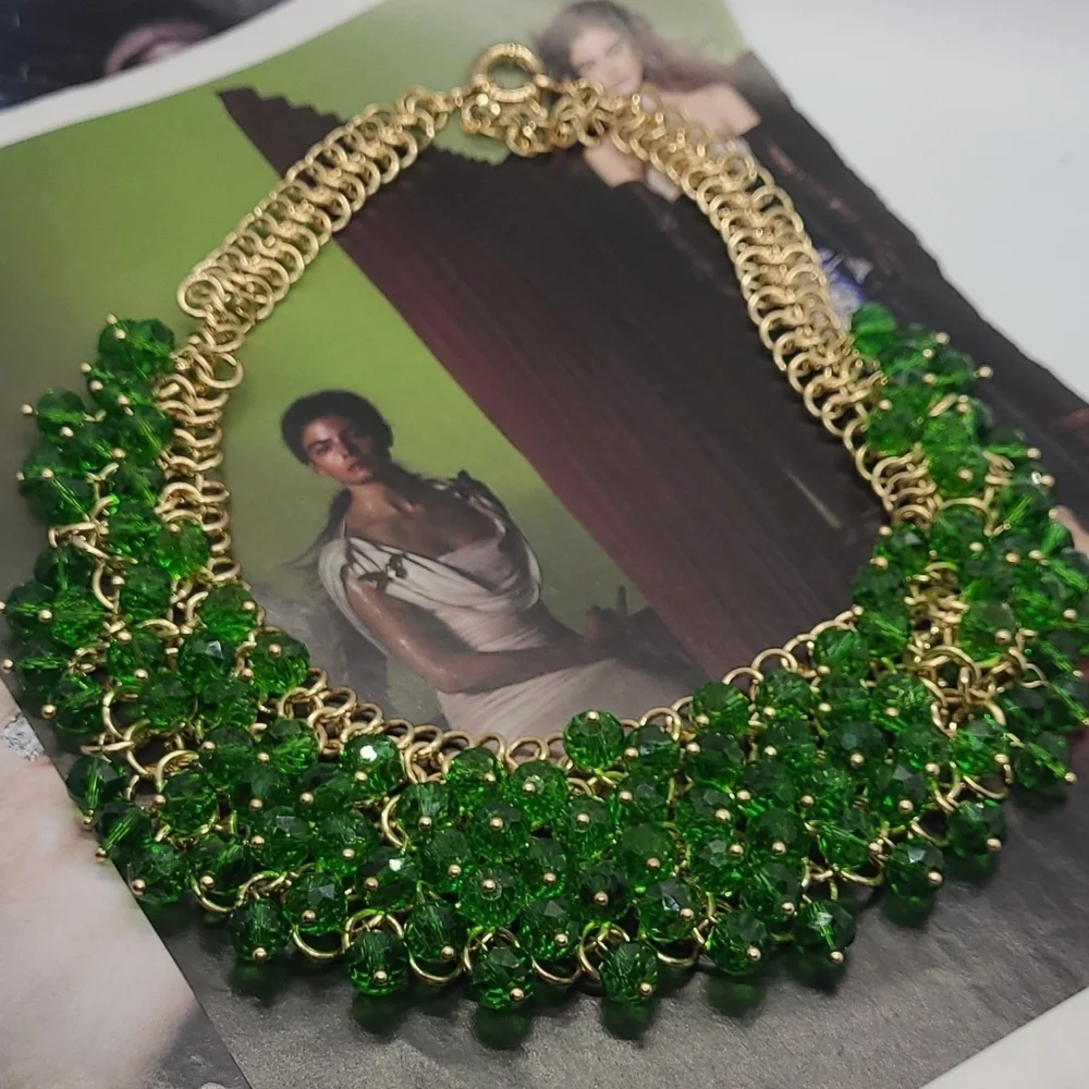 NWT Kelly Green Crystal Beaded Gold Statement Necklace